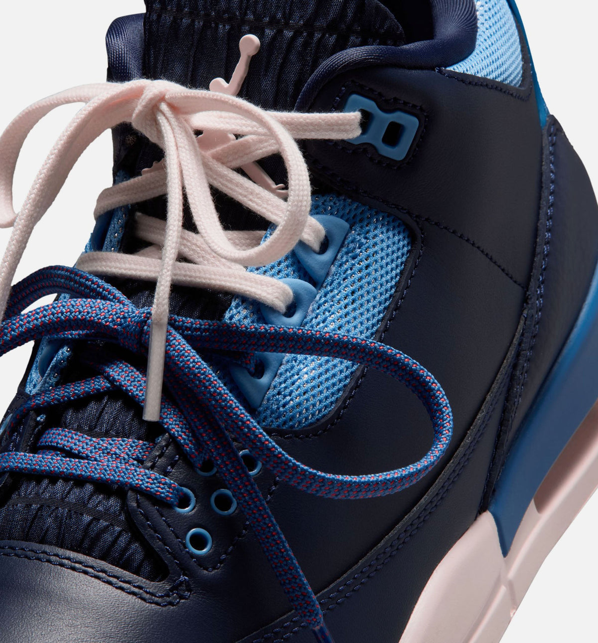 Air Jordan 3 Retro Sport Renaissance Women's Lifestyle Shoe - Obsidian/Chalk/Track Red