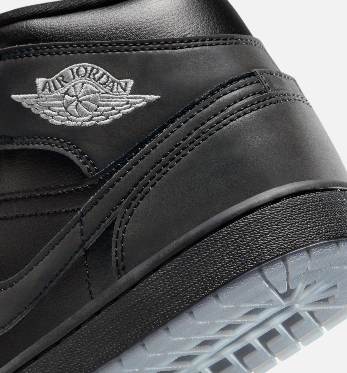 Air Jordan 1 Mid SE Men's Lifestyle Shoe - Black/Grey